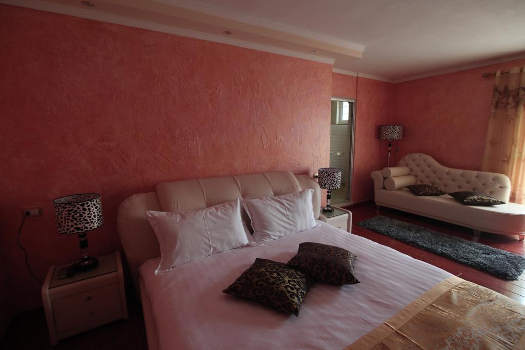 Hotel Carmen Shkodër Chambre photo